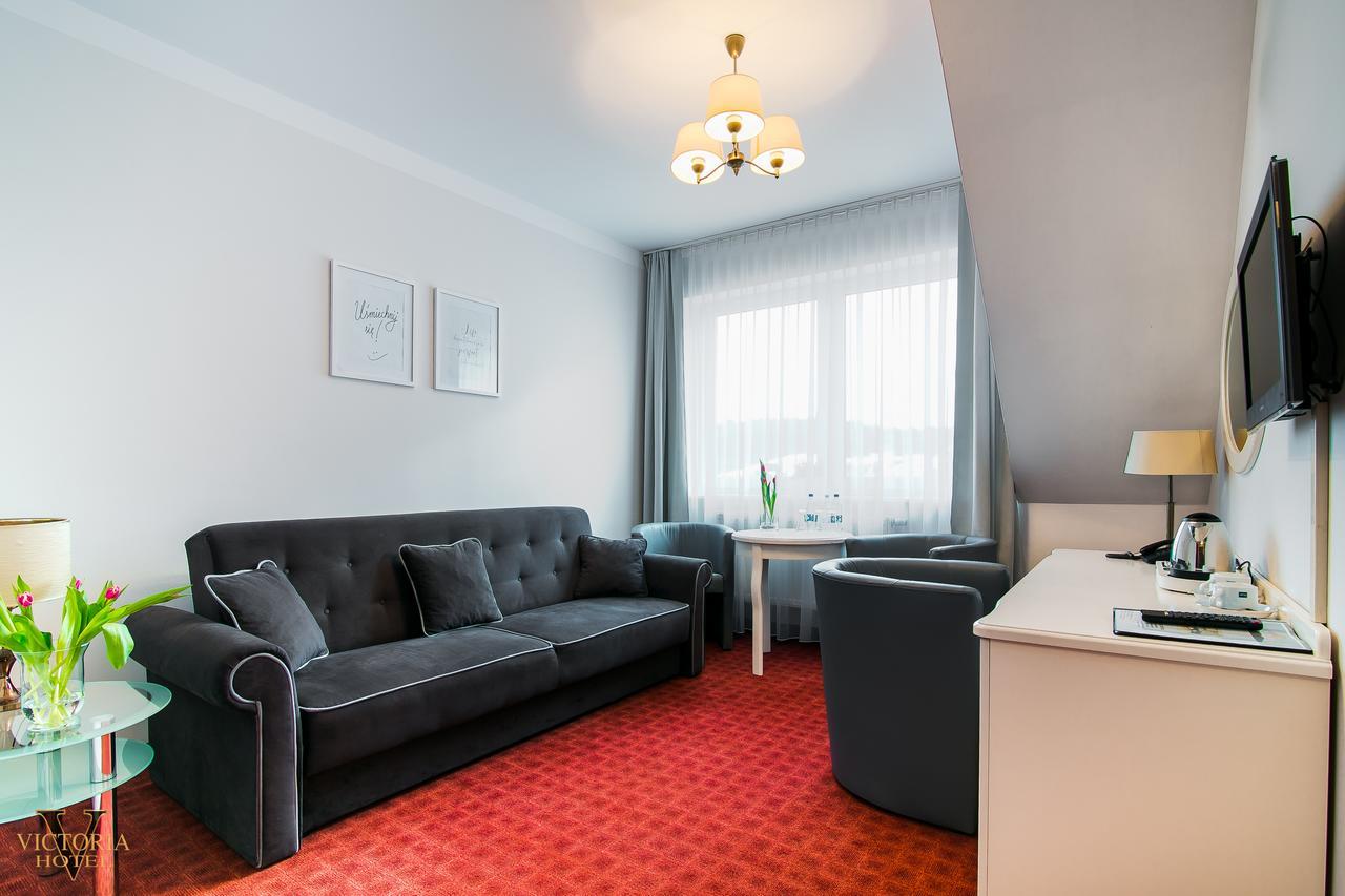 Hotel Victoria Болшево Екстериор снимка